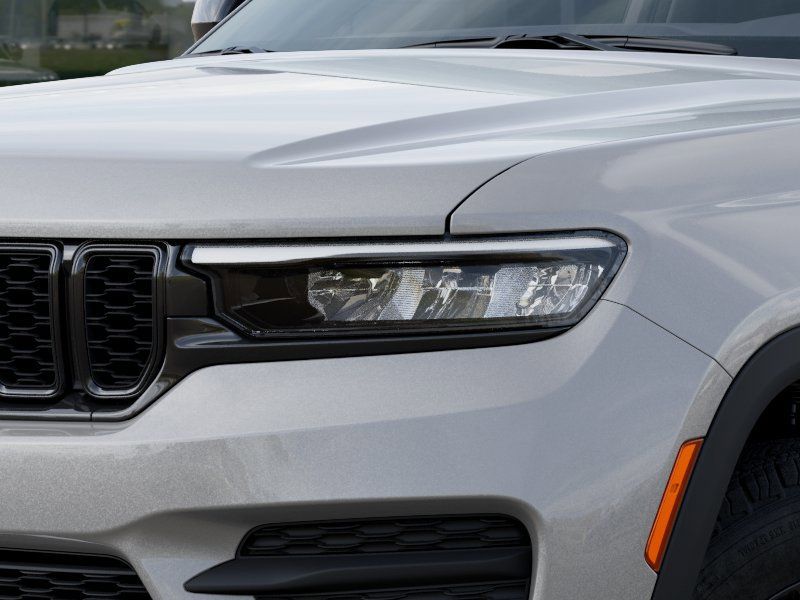 2025 Jeep Grand Cherokee Altitude - Photo 10
