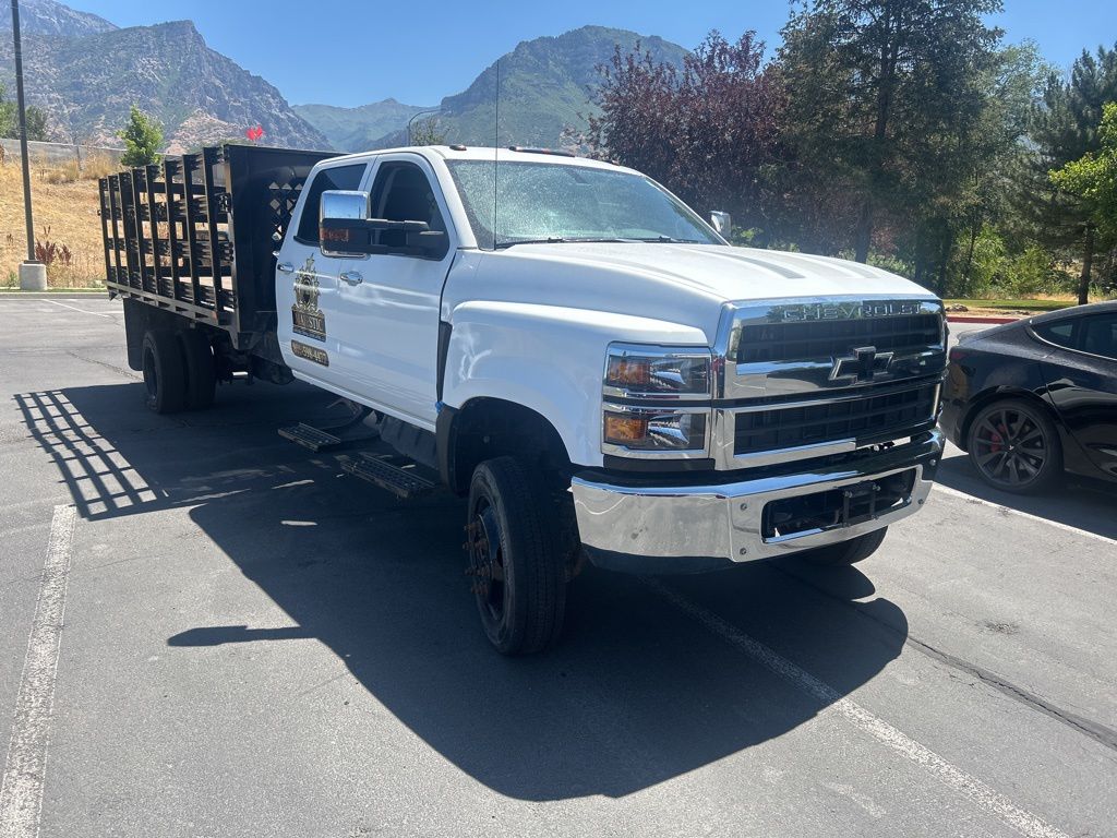 2021 Chevrolet Silverado 6500HD LT photo 2