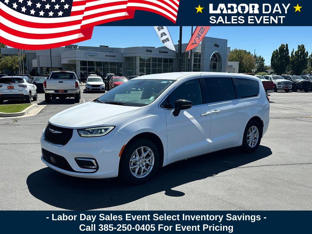2025 Chrysler Pacifica