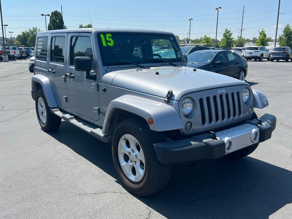 2015 Jeep Wrangler Unlimited Sahara photo 4