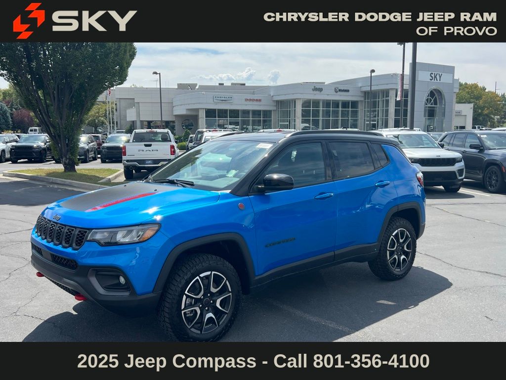2025 Jeep Compass Trailhawk's photo