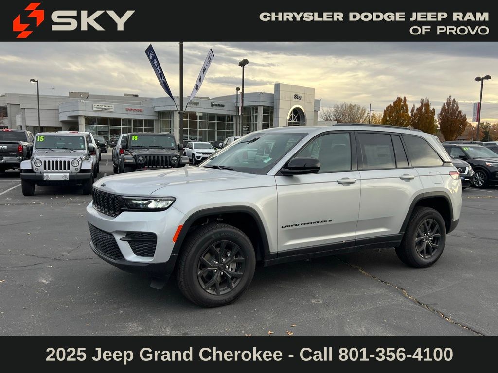 2025 Jeep Grand Cherokee Altitude's photo