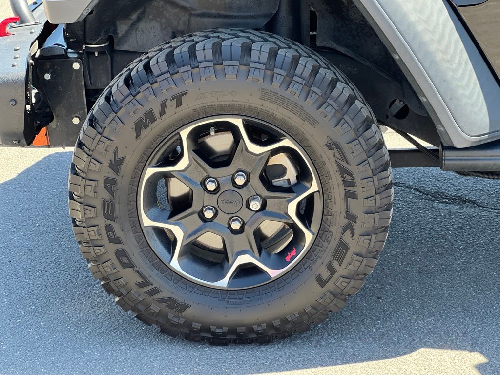 2020 Jeep Wrangler Unlimited Rubicon Recon - Photo 13