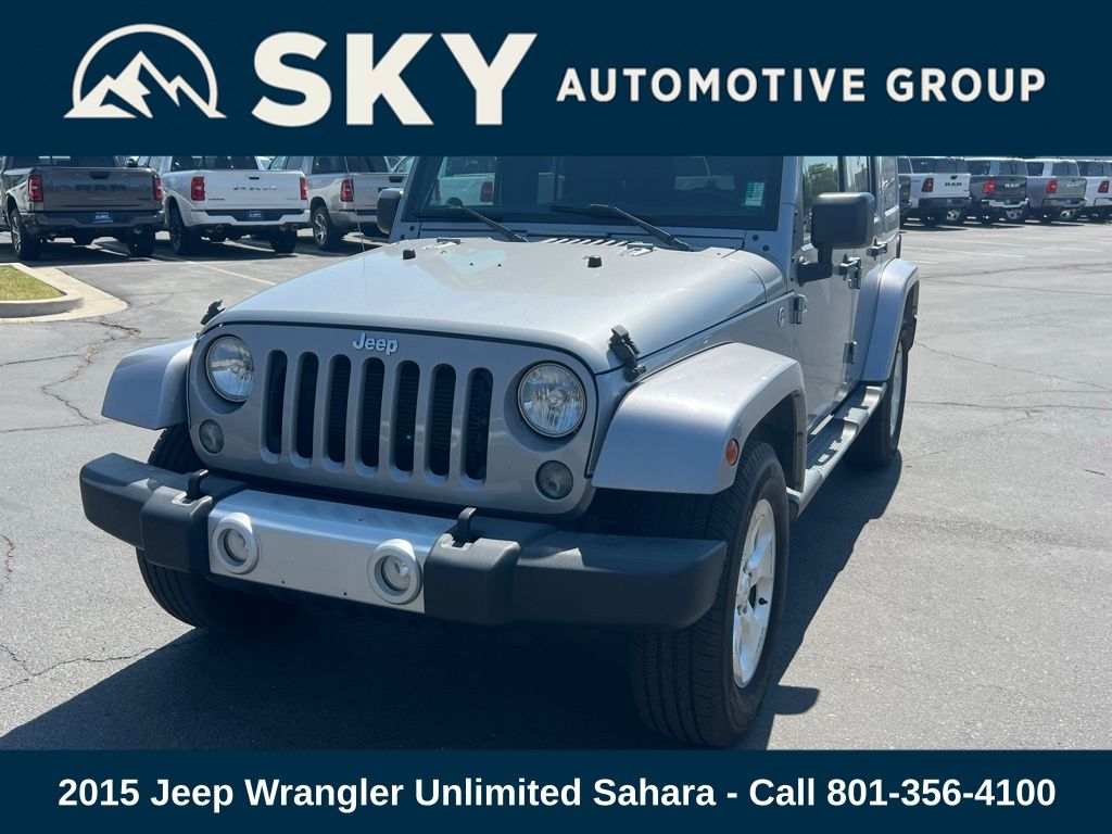 2015 Jeep Wrangler Unlimited Sahara photo 2