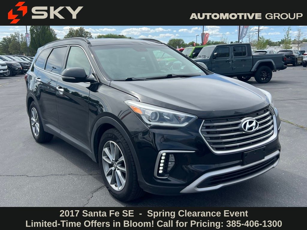 Used 2017 Hyundai Santa Fe SE with VIN KM8SNDHF8HU226555 for sale in Provo, UT