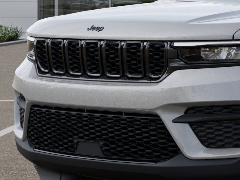 2025 Jeep Grand Cherokee Altitude - Photo 11