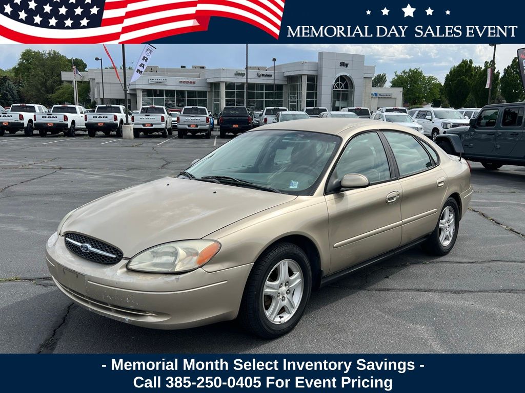2000 Ford Taurus SEL's photo