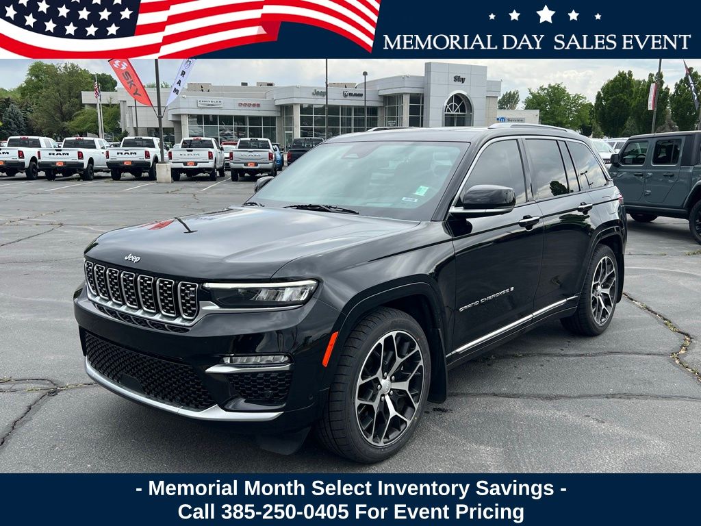 2023 Jeep Grand Cherokee Summit Reserve 4x4's photo
