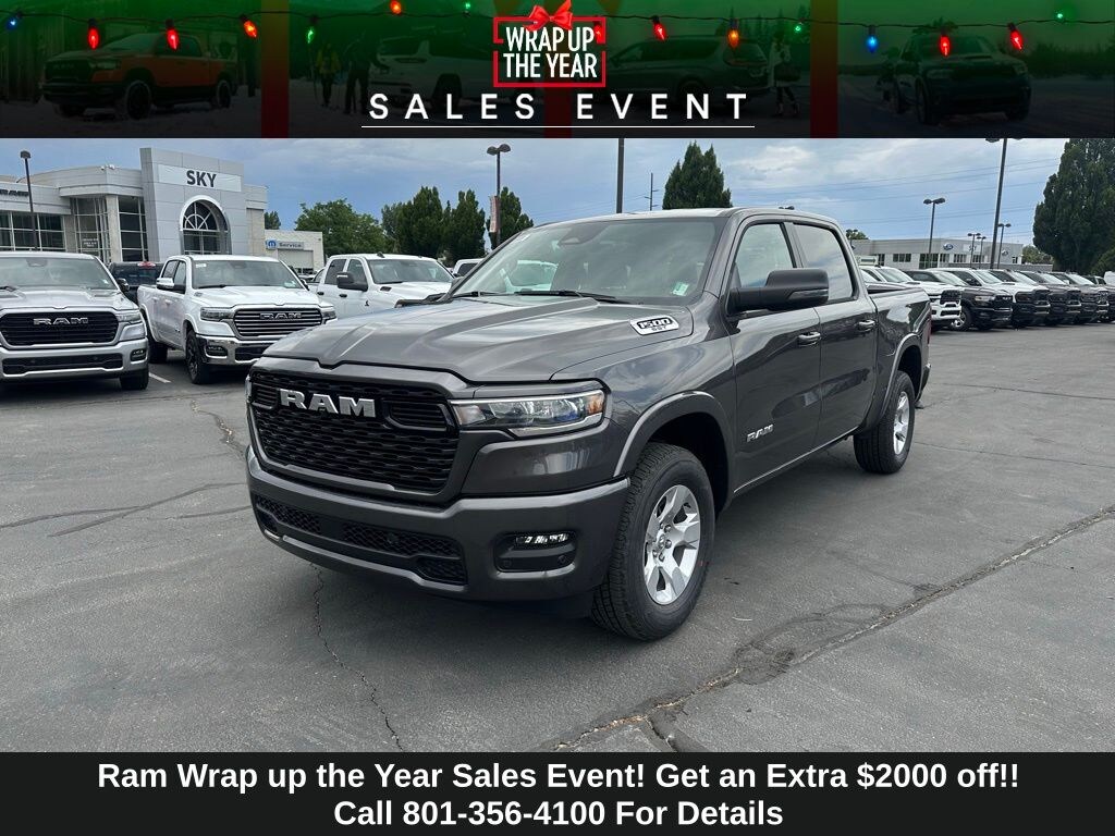 New 2025 Ram 1500 BIG HORN CREW CAB 4X4 5'7 BOX Pickup