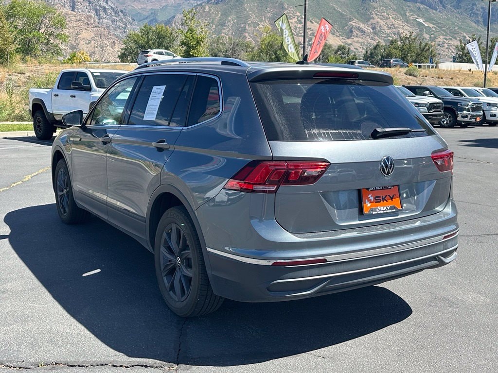 2022 Volkswagen Tiguan SE - Photo 8