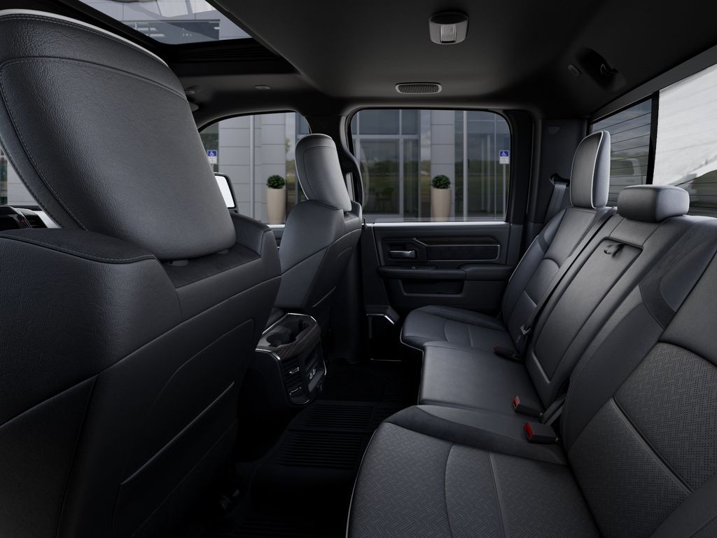 2026 RAM 3500 Laramie - Photo 23