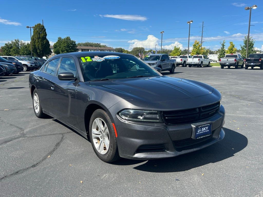 2021 Dodge Charger SXT photo 4