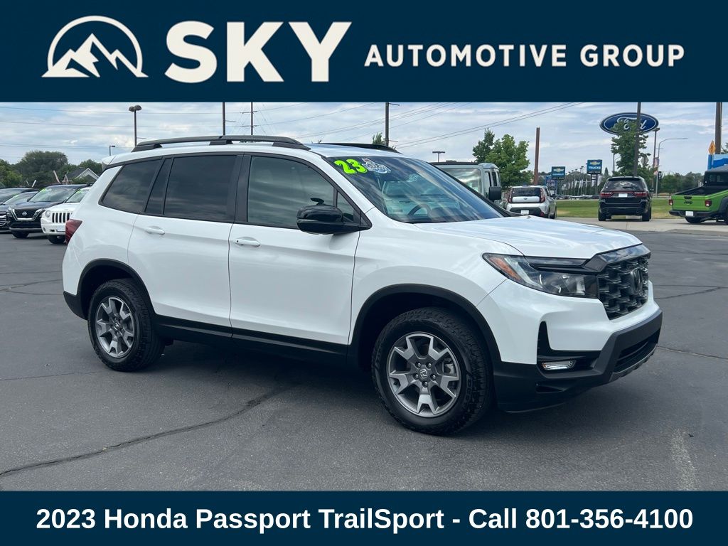 2023 Honda Passport TrailSport photo 3