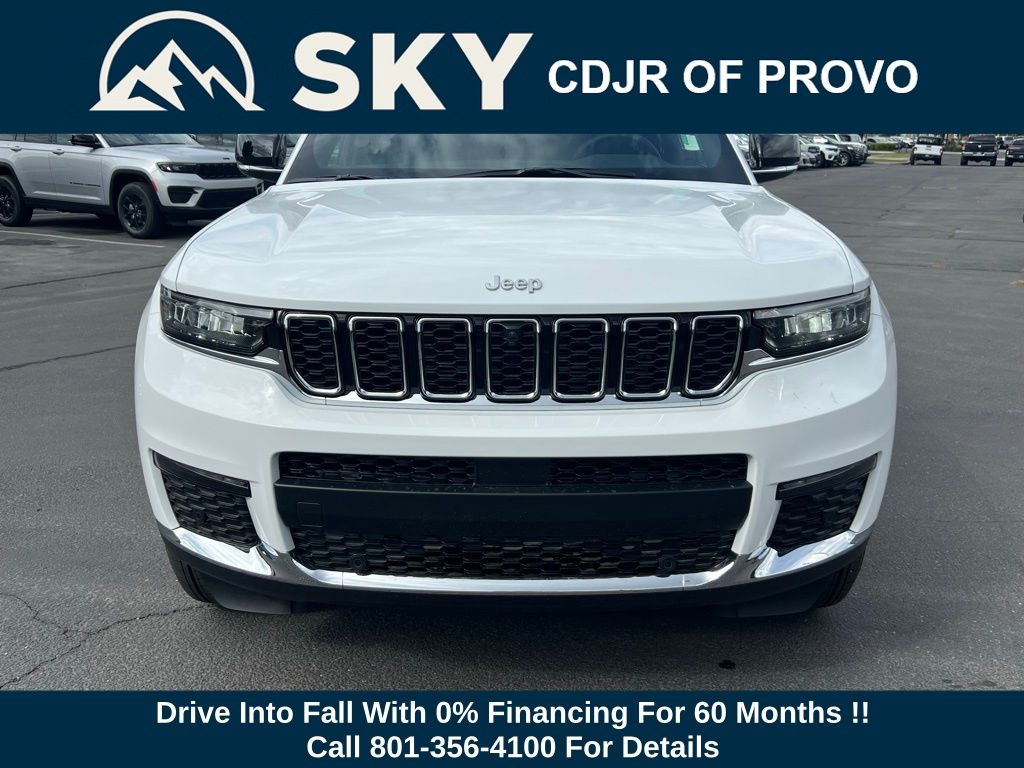 2025 Jeep Grand Cherokee Limited photo 3