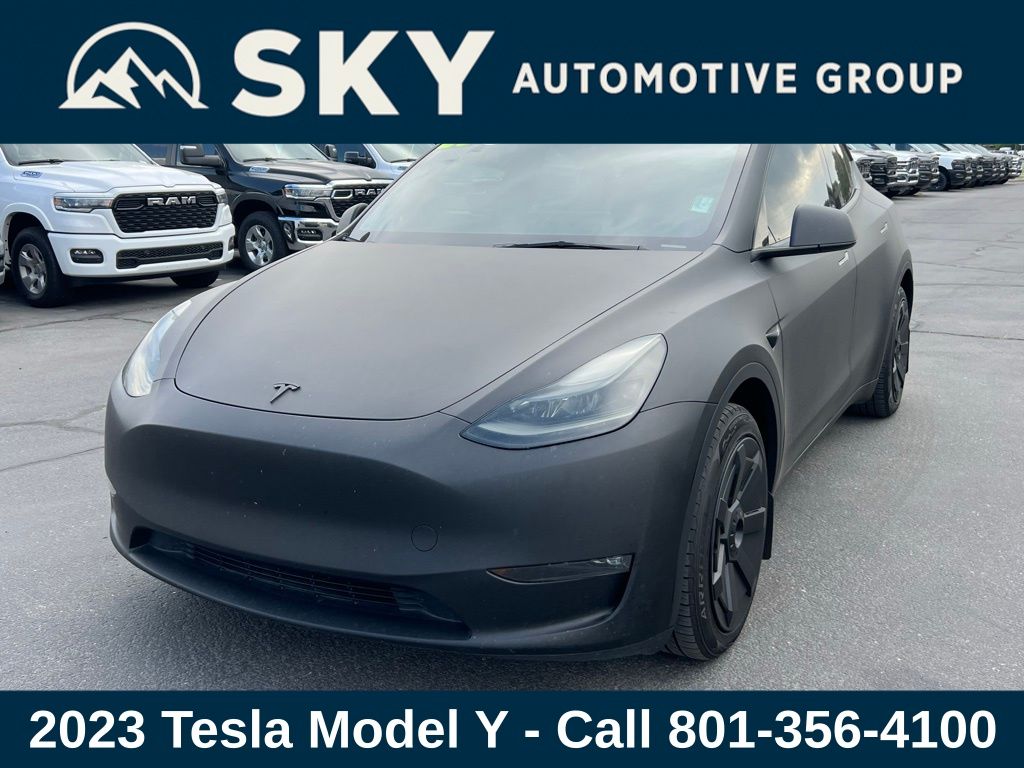 Used 2023 Tesla Model Y Long Range with VIN 7SAYGDEE2PF928806 for sale in Northfield, Minnesota