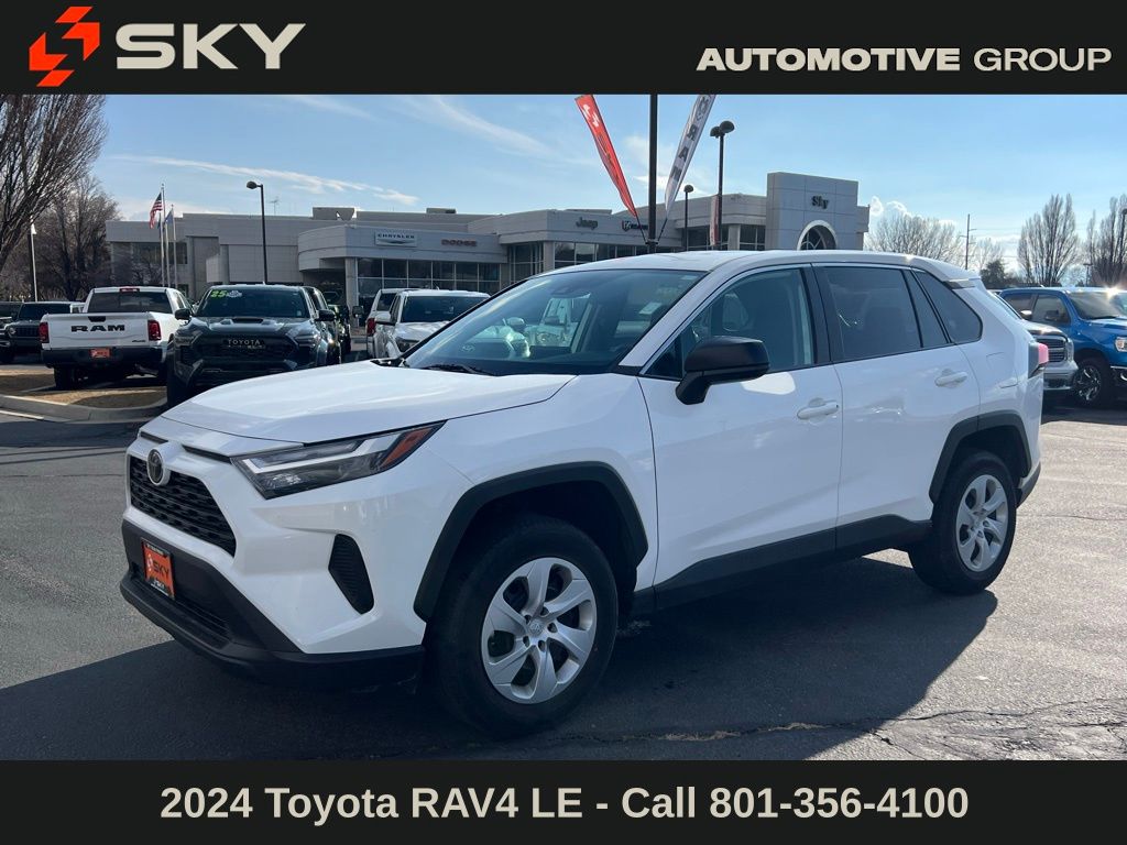 2024 Toyota RAV4 LE