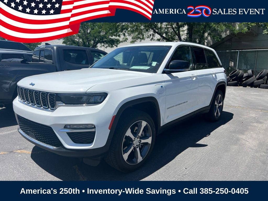 2023 Jeep Grand Cherokee 4xe 4x4's photo