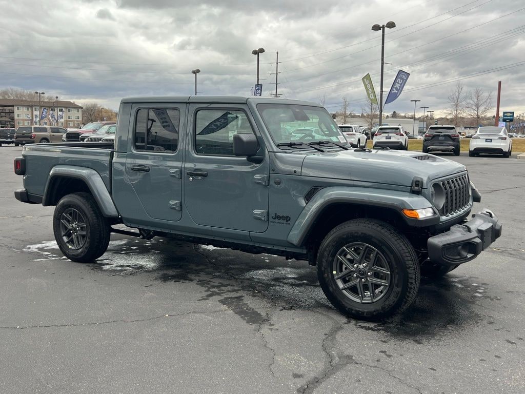 New 2026 Jeep Gladiator Sport S Pickup