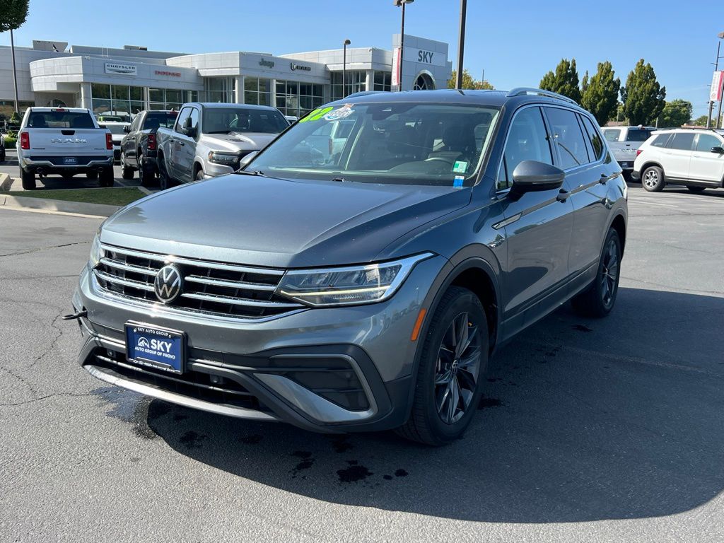 2022 Volkswagen Tiguan SE photo 4