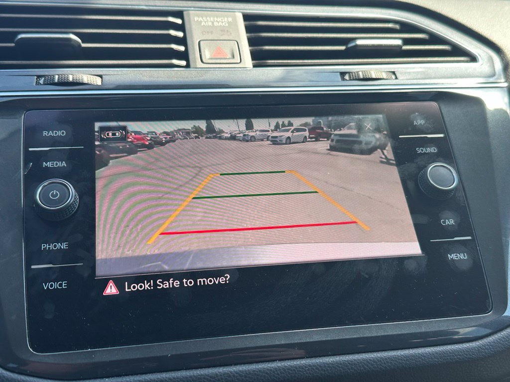 2022 Volkswagen Tiguan SE - Photo 32
