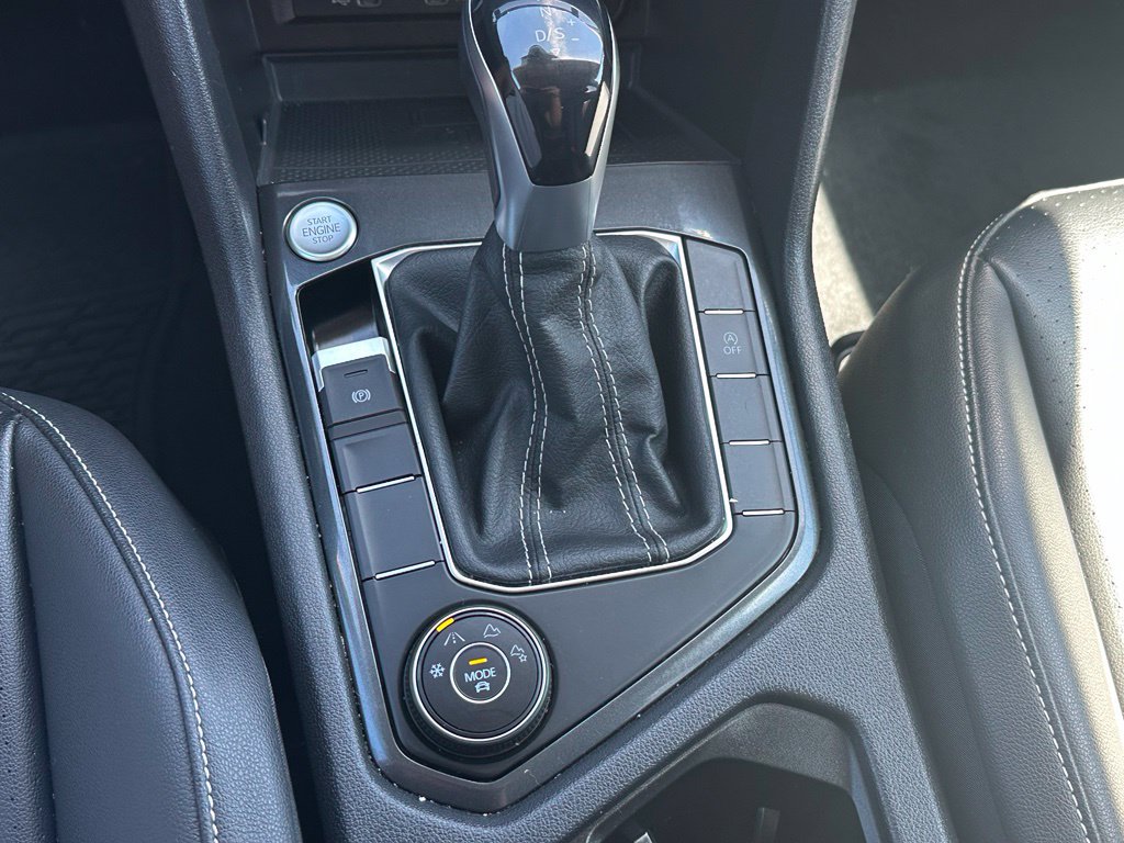 2022 Volkswagen Tiguan SE - Photo 33
