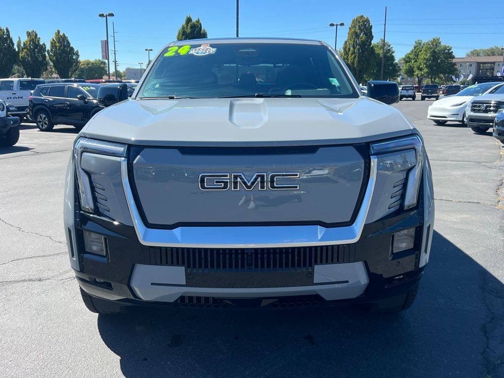 2024 Gmc Sierra EV Denali photo 4