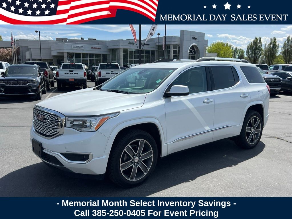 2018 GMC Acadia Denali AWD's photo