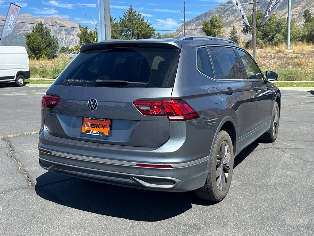 2022 Volkswagen Tiguan SE - Photo 10