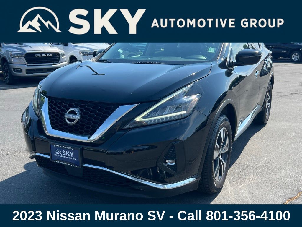 2023 Nissan Murano SV photo 2
