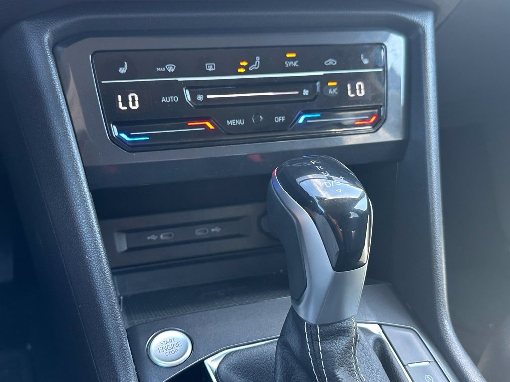 2022 Volkswagen Tiguan SE - Photo 34