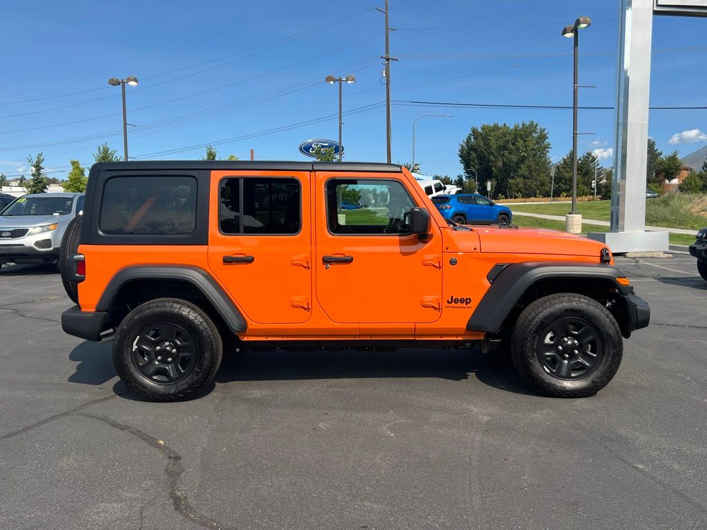2025 Jeep Wrangler Sport photo 4