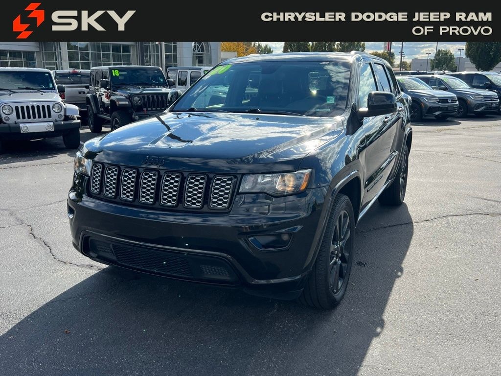 Used 2020 Jeep Grand Cherokee Laredo SUV