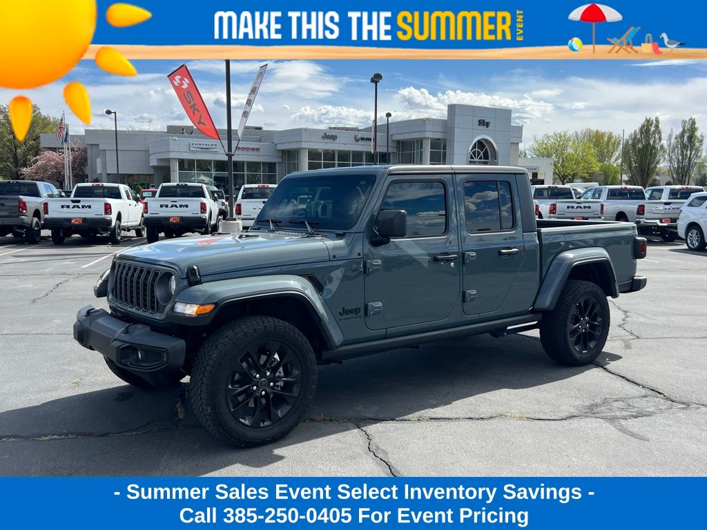 2025 Jeep Gladiator Nighthawk Auto's photo