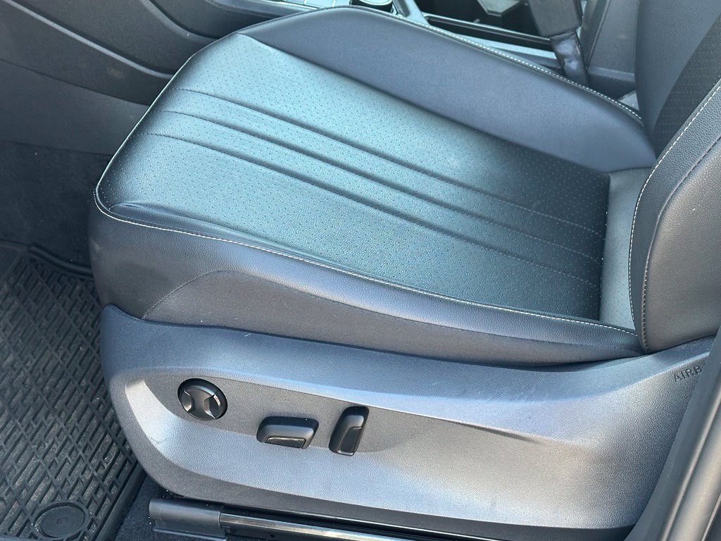 2022 Volkswagen Tiguan SE - Photo 23