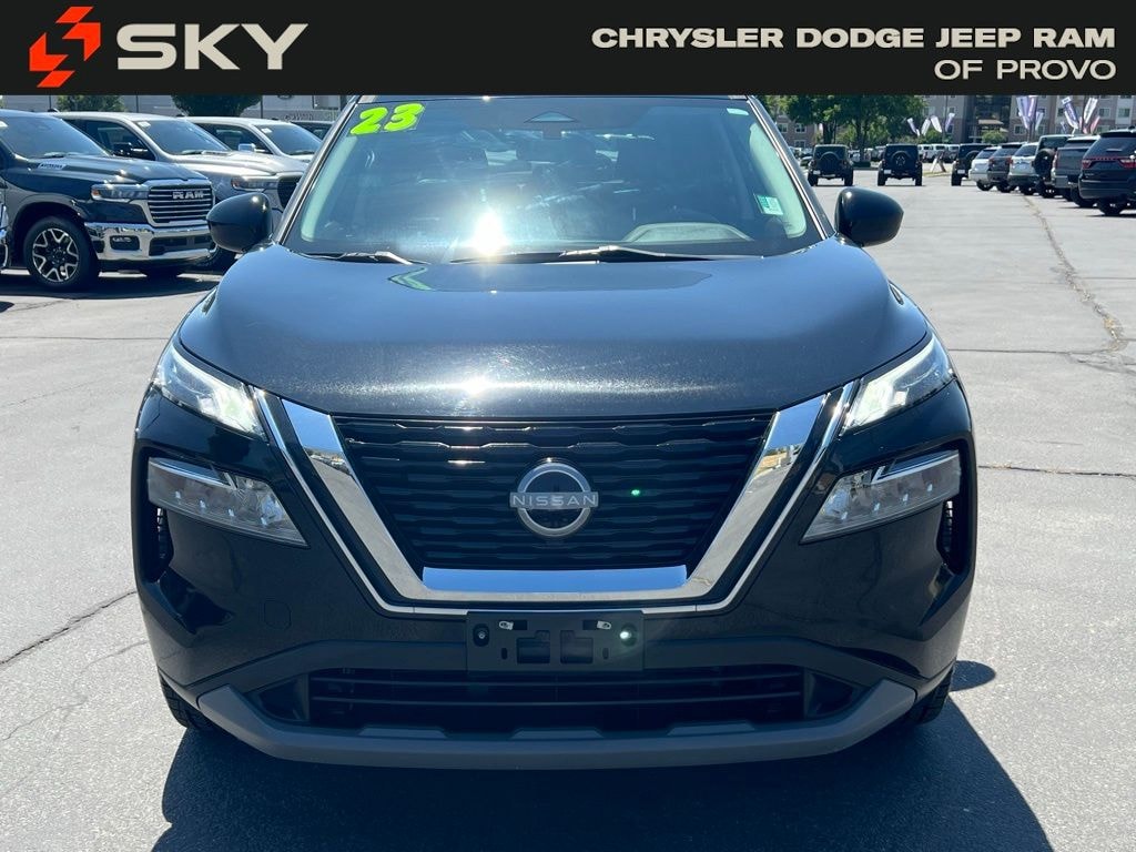 Used 2023 Nissan Rogue SV SUV
