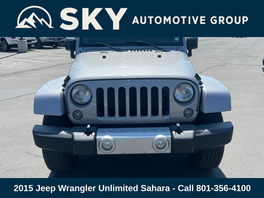 2015 Jeep Wrangler Unlimited Sahara photo 3