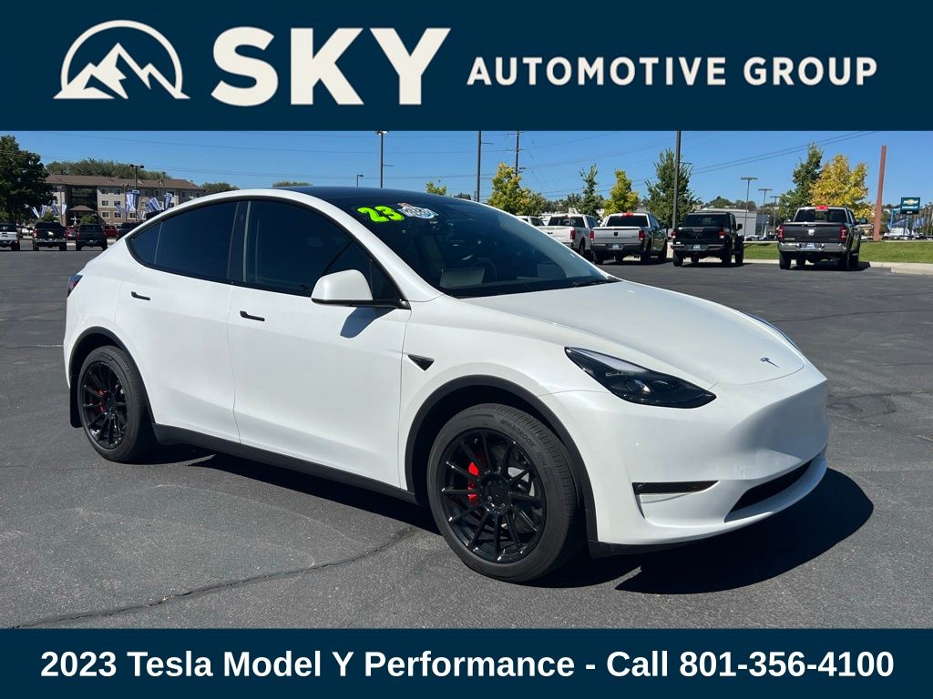 2023 Tesla Model Y Performance photo 3