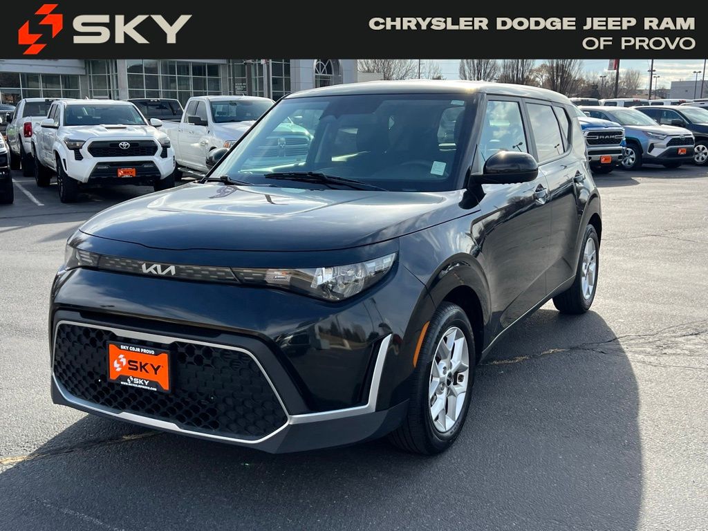 Used 2023 Kia Soul LX with VIN KNDJ23AU5P7884701 for sale in Provo, UT