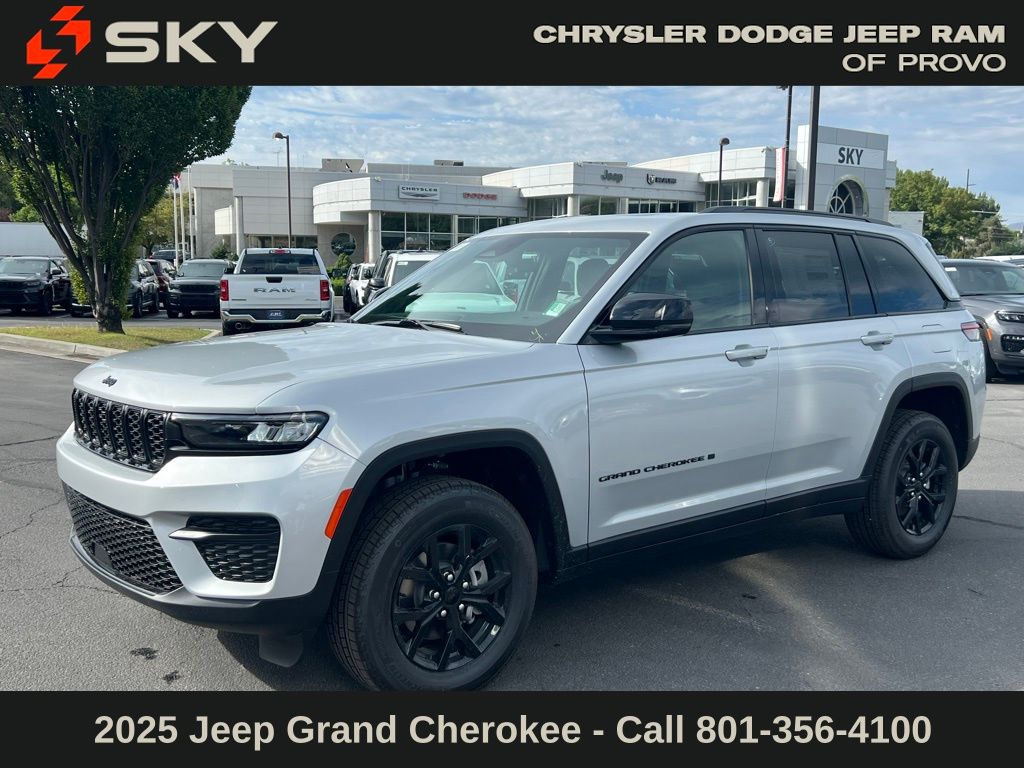 2025 Jeep Grand Cherokee Altitude's photo