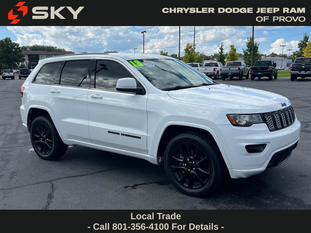 Used 2018 Jeep Grand Cherokee Laredo 4x4 SUV