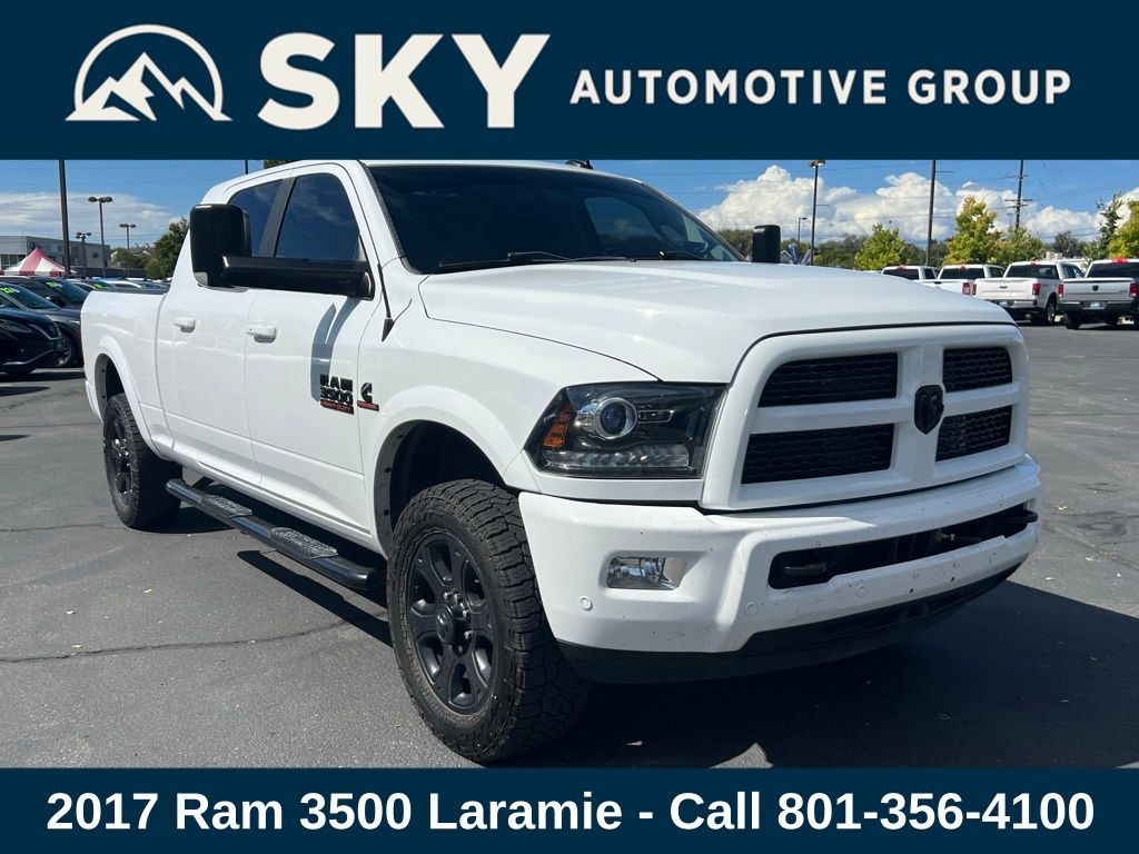 2017 Ram 3500 Laramie photo 3