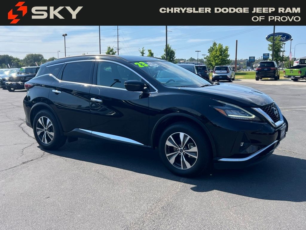Used 2023 Nissan Murano SV SUV