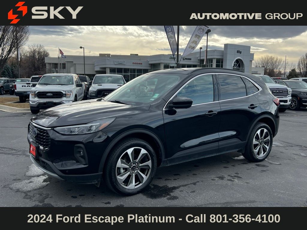 2024 Ford Escape Platinum's photo