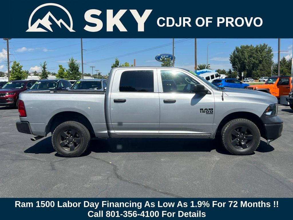 2021 Ram 1500 Classic Tradesman photo 3