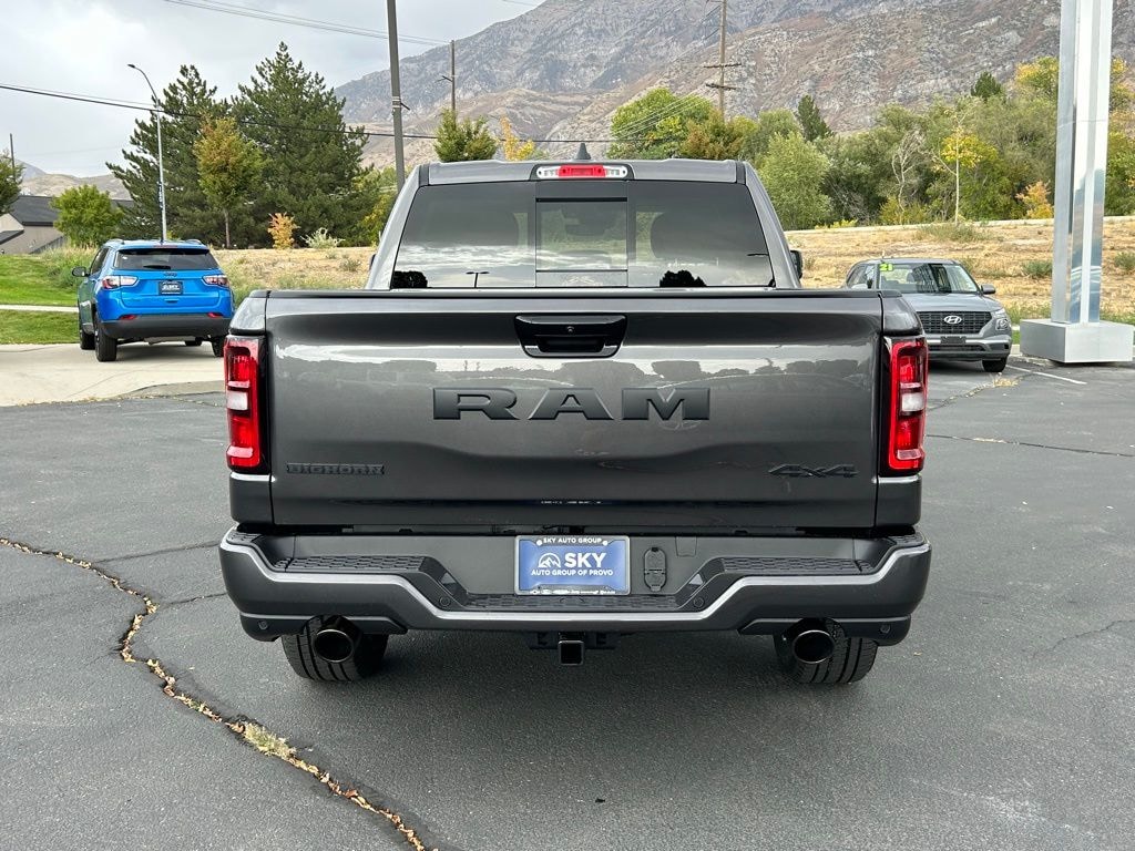 New 2026 Ram 1500 BIG HORN CREW CAB 4X4 5'7 BOX Pickup