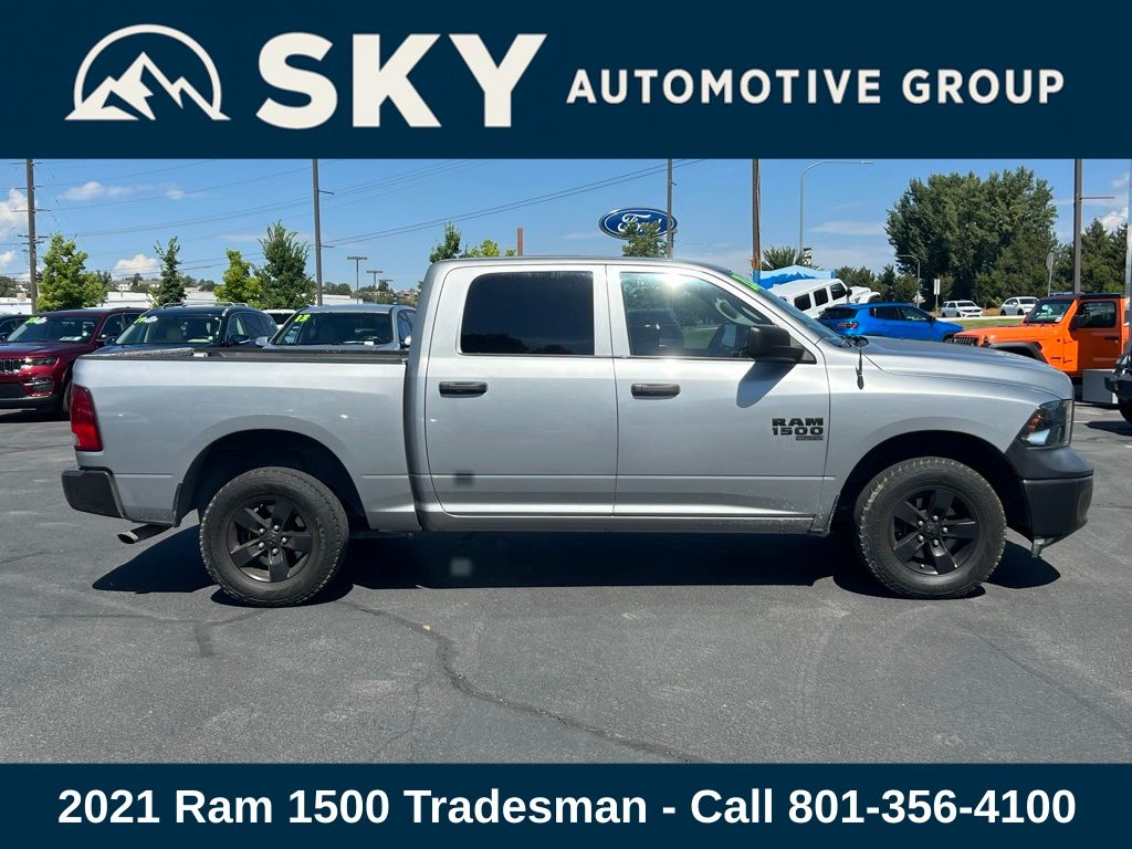 2021 Ram 1500 Classic Tradesman photo 3