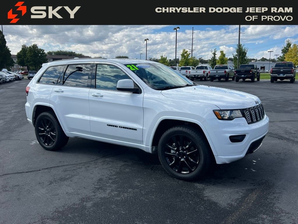 Used 2021 Jeep Grand Cherokee Laredo SUV
