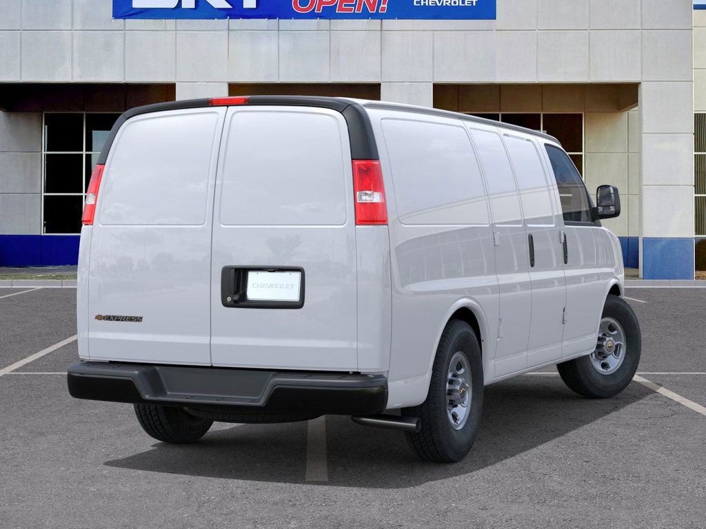 2025 Chevrolet Express Cargo 2500 photo 4