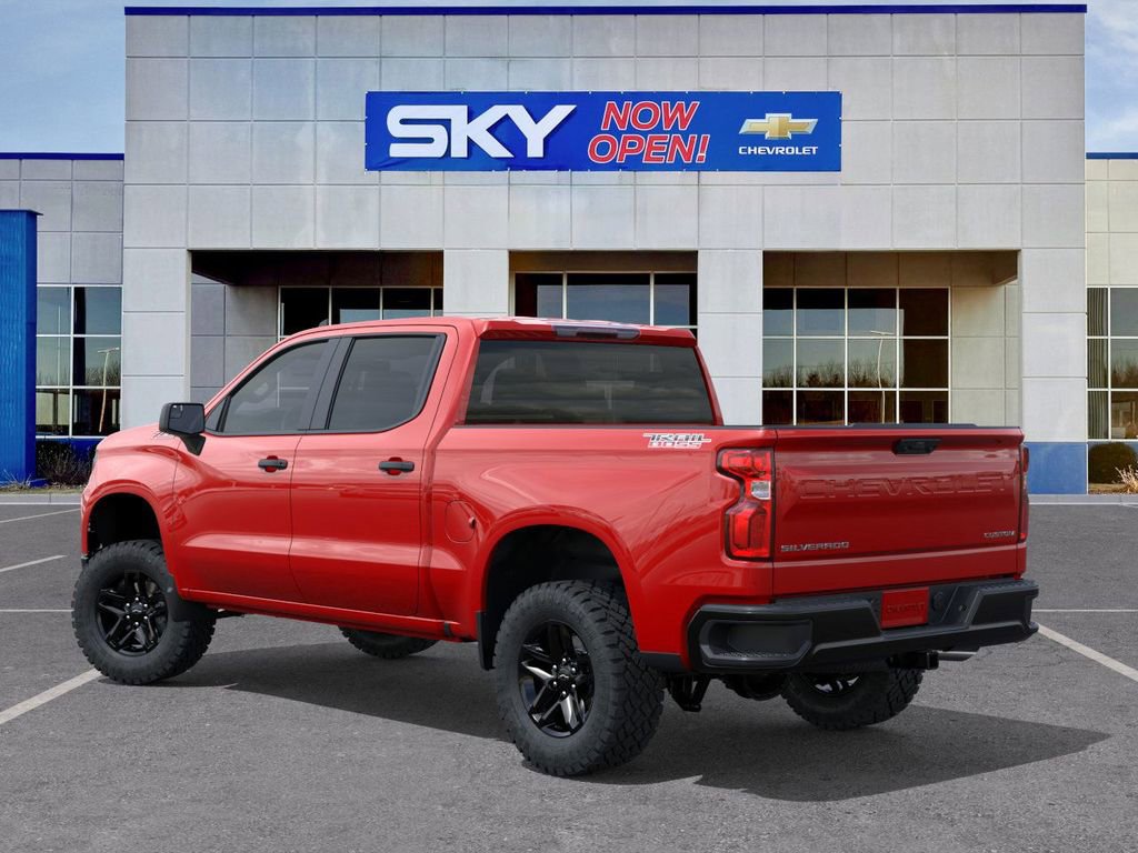 2025 Chevrolet Silverado 1500 Custom Trail Boss photo 3