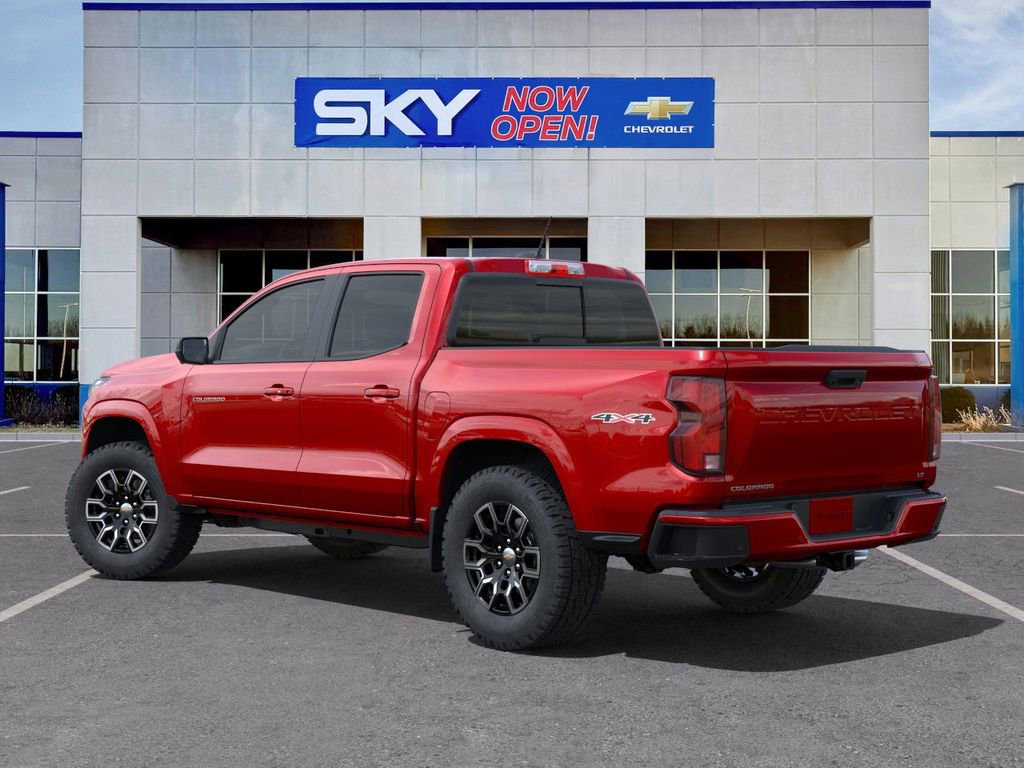 2024 Chevrolet Colorado LT photo 3